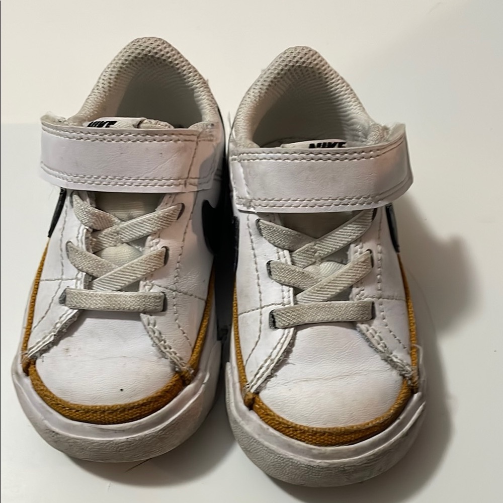 Nike toddler court legacy 5c